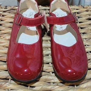 UMI RED PATENT LEATHER MARY JANE SHOES